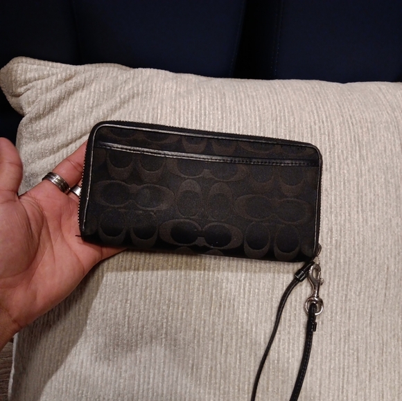 Y2k Coach Poppy Black On Black Logo Wallet - Picture 4 of 6